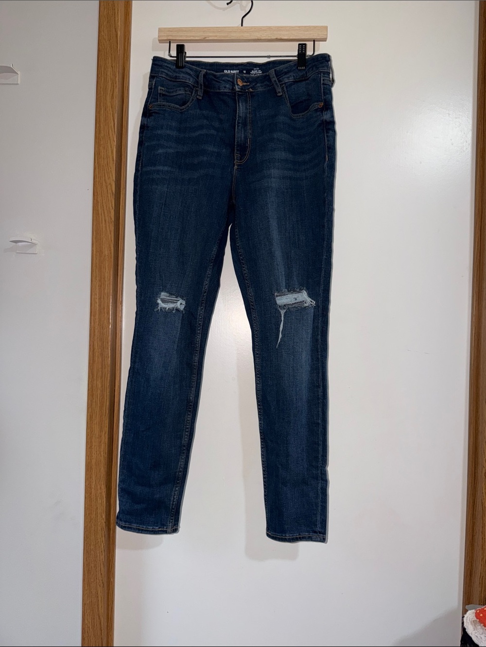Old Navy‎ Dark Blue Ripped Skinny Jeans